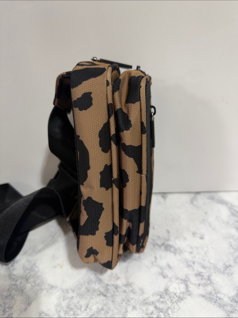 NWOT Calpack Stevyn Fanny Pack Cheetah waist bag travel sling small - Picture 7 of 7